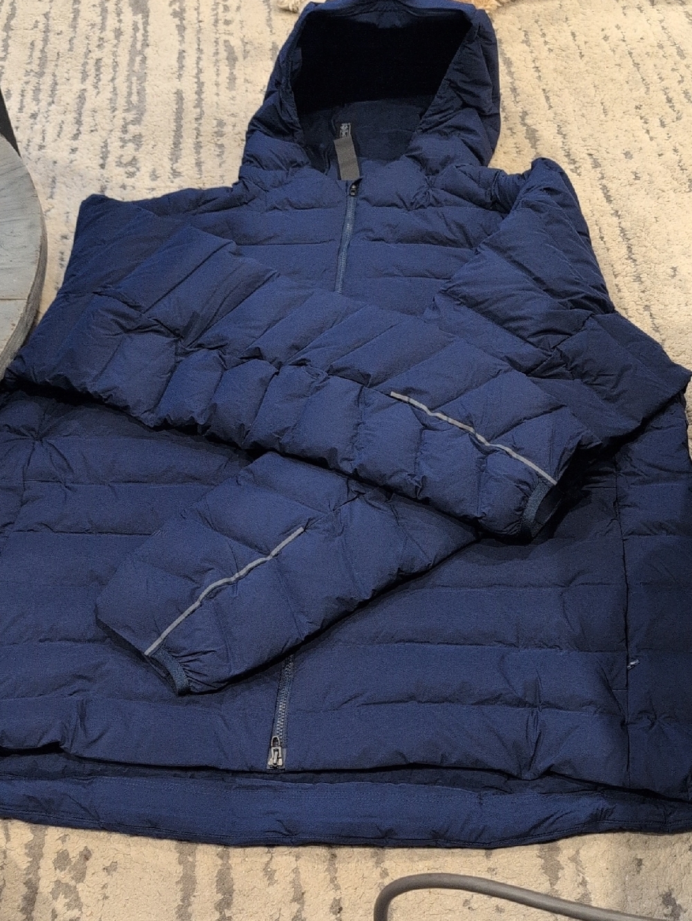 NWOT Lululemon Navigation Down Hoodie Classic Navy - Picture 11 of 15